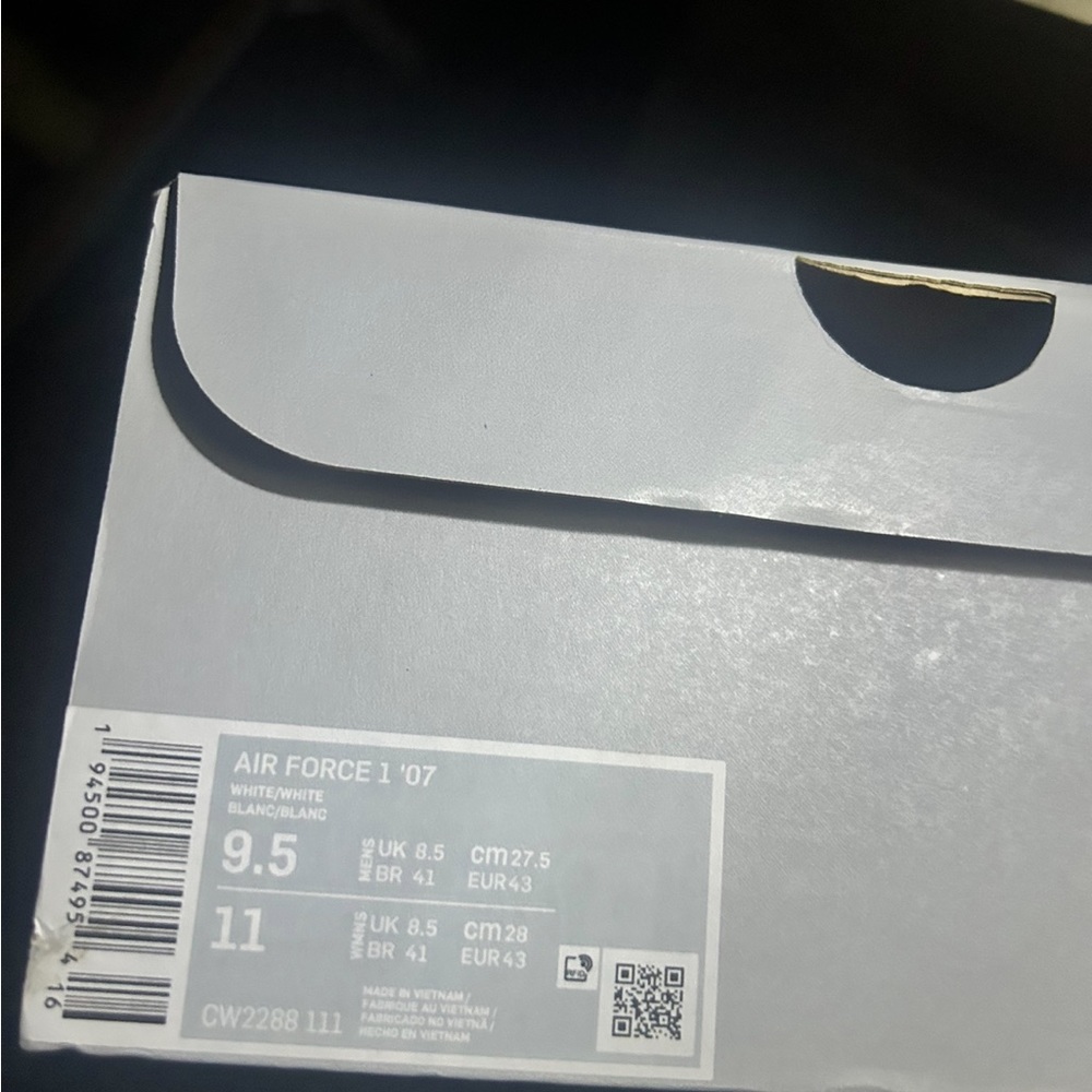 Air Force ones - Picture 4 of 5
